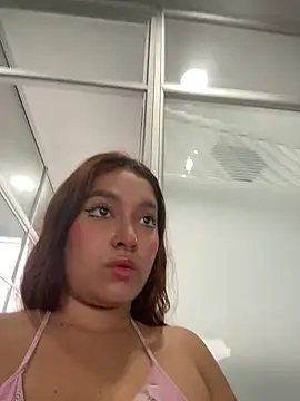 Snapshot of Emily_Harpeer chatting on February 6, 2026, 11:46 am Emily Harpeer online show from February 6, 2026, 11:46 am