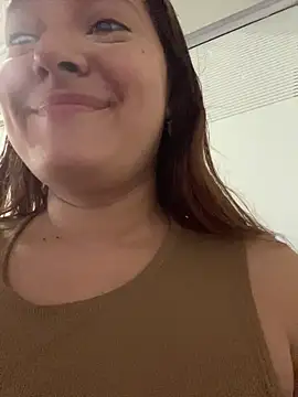 Emily Harpeer online show from April 9, 2026, 11:48 am