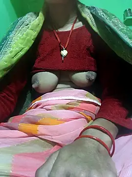 Komal4050 online show from February 20, 2026, 1:46 am