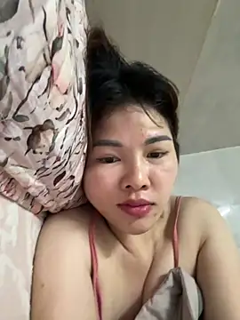 Snapshot of Loyalty-love chatting on March 3, 2026, 9:26 am Loyalty-love online show from March 3, 2026, 9:26 am