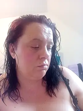 Snapshot of louisa36 chatting on February 27, 2026, 10:04 am louisa36 online show from February 27, 2026, 10:04 am