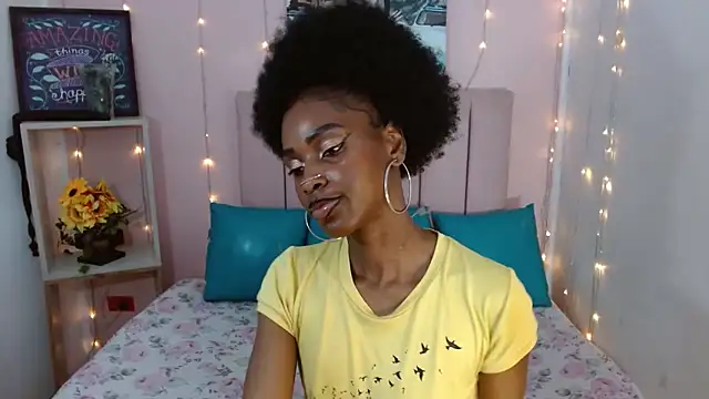 charlothcameronrs707 online show from March 24, 2026, 12:43 pm