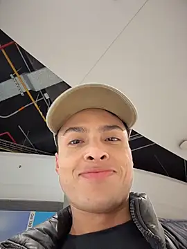 Eros lee online show from February 25, 2026, 11:36 pm