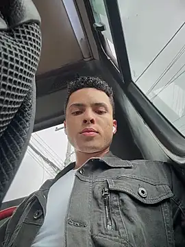 Eros lee online show from March 2, 2026, 6:04 pm