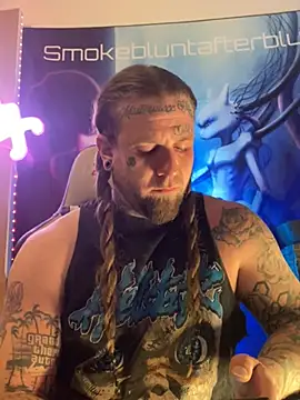 Smokebluntafterblunt online show from February 15, 2026, 2:30 am