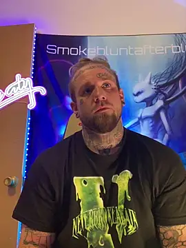 Smokebluntafterblunt online show from February 19, 2026, 12:28 am