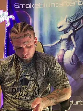 Smokebluntafterblunt online show from April 10, 2026, 1:11 am