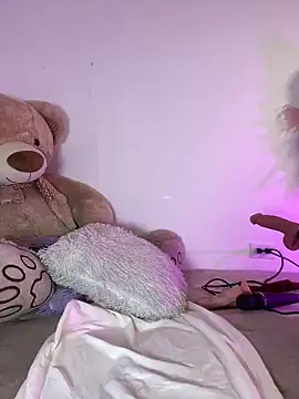 Kyliegolden online show from February 18, 2026, 3:35 am