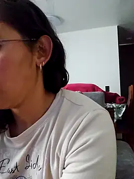 Camila Lopez1 online show from February 19, 2026, 7:32 pm