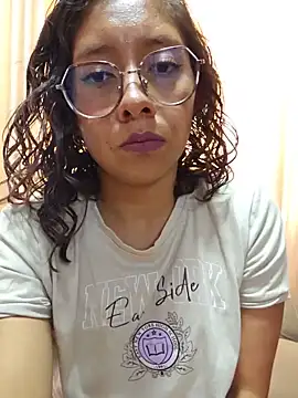 Snapshot of Camila_Lopez1 chatting on May 26, 2026, 3:30 pm Camila Lopez1 online show from May 26, 2026, 3:30 pm