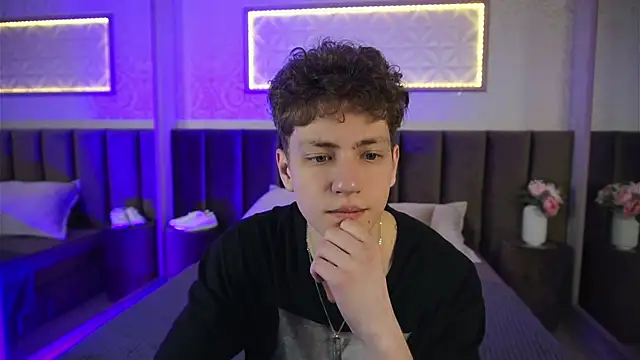 StefanBev online show from March 27, 2026, 7:46 pm