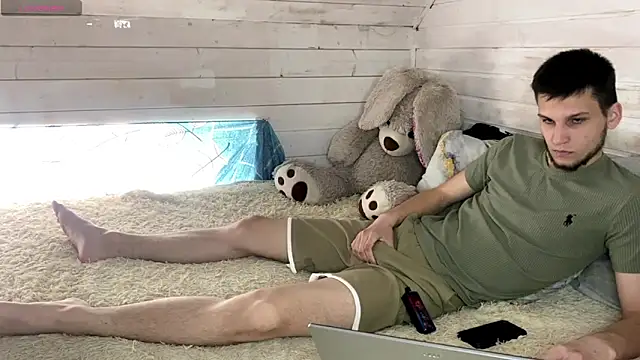 Donald boy online show from April 15, 2026, 10:44 am