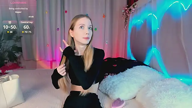 lada2k4 online show from April 15, 2026, 5:25 am