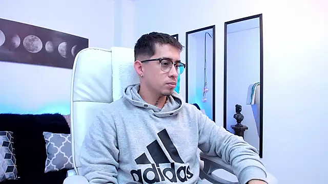 Tommas Jhonson online show from March 7, 2026, 3:36 am