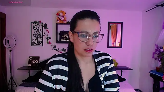 QueenRose94 online show from March 6, 2026, 12:56 pm