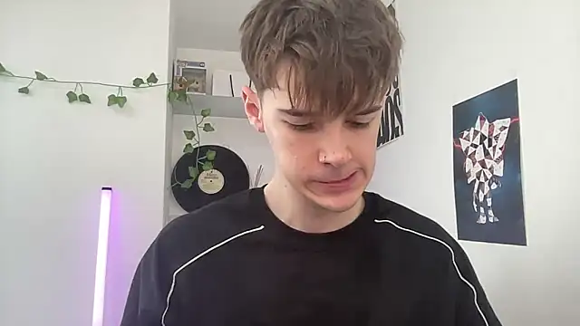 YourMilkyGuy online show from April 2, 2026, 10:24 am