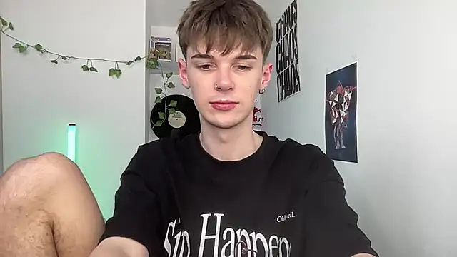 YourMilkyGuy online show from May 18, 2026, 1:39 pm