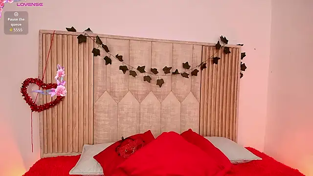 Snapshot of Ariana_Castillo__ chatting on March 16, 2026, 12:42 pm Ariana Castillo online show from March 16, 2026, 12:42 pm