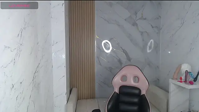 lili mint tf online show from April 19, 2026, 8:46 am