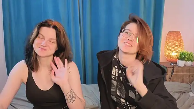 Snapshot of LatriceDosier chatting on April 14, 2026, 9:10 pm LatriceDosier online show from April 14, 2026, 9:10 pm