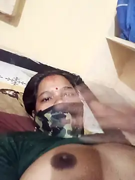 Snapshot of Kirti_sacsena chatting on March 13, 2026, 8:59 pm Kirti sacsena online show from March 13, 2026, 8:59 pm