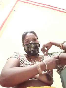 Snapshot of Kirti_sacsena chatting on March 14, 2026, 10:37 pm Kirti sacsena online show from March 14, 2026, 10:37 pm