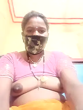 Snapshot of Kirti_sacsena chatting on March 22, 2026, 12:03 am Kirti sacsena online show from March 22, 2026, 12:03 am