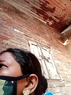 Snapshot of Kirti_sacsena chatting on April 2, 2026, 1:36 am Kirti sacsena online show from April 2, 2026, 1:36 am