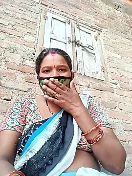 Snapshot of Kirti_sacsena chatting on April 7, 2026, 9:10 am Kirti sacsena online show from April 7, 2026, 9:10 am