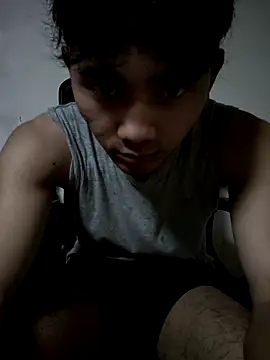 Snapshot of Dotsan chatting on July 17, 2026, 3:50 pm Dotsan online show from July 17, 2026, 3:50 pm
