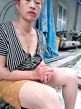 Nhoccon90 online show from April 24, 2026, 3:09 am