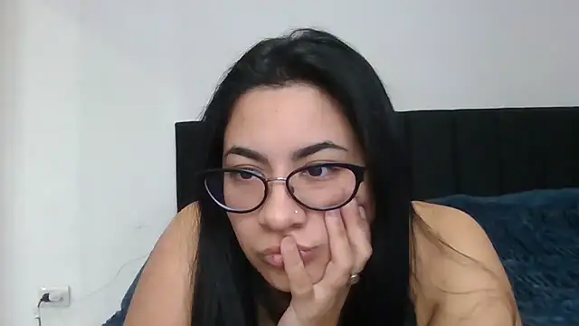 Agusgold22 online show from May 12, 2026, 2:58 pm