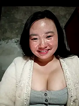 Snapshot of lisn-cute chatting on February 17, 2026, 8:44 am lisn-cute online show from February 17, 2026, 8:44 am