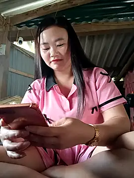 lisn-cute online show from April 11, 2026, 10:08 am