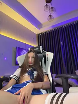 AnnyShore online show from May 16, 2026, 12:18 am