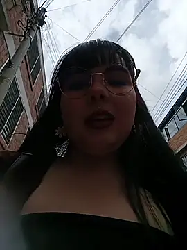 Yulska online show from April 18, 2026, 8:09 pm