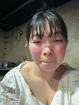 cuty lusy online show from February 10, 2026, 1:26 pm