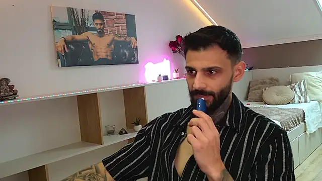 Snapshot of TristanGrey chatting on February 16, 2026, 6:42 am TristanGrey online show from February 16, 2026, 6:42 am