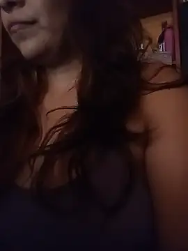 Lindagirlcum online show from February 15, 2026, 7:32 pm