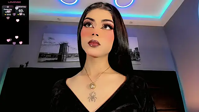 CuteMiaaa online show from April 6, 2026, 9:38 pm