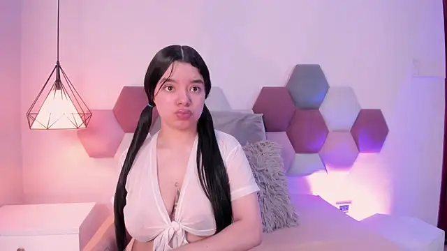 ValeriaBlythe online show from March 7, 2026, 12:24 pm