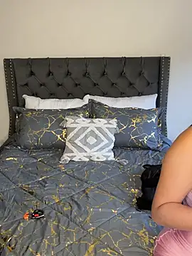 Alessia Gold online show from April 15, 2026, 9:15 pm