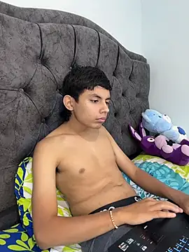 two cam latin online show from March 6, 2026, 4:20 am