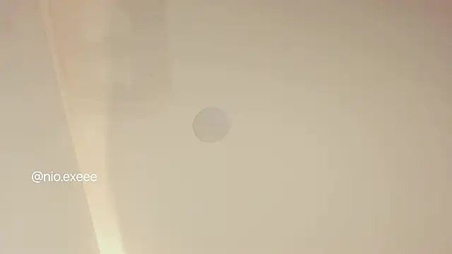 Nioki  online show from March 17, 2026, 4:06 am