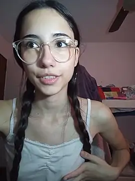 Snapshot of isaaabelaaa chatting on April 9, 2026, 11:48 am isaaabelaaa online show from April 9, 2026, 11:48 am