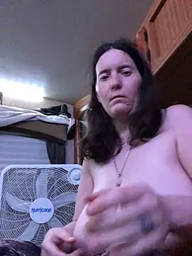 Snapshot of JMT42 chatting on March 1, 2026, 3:52 am JMT42 online show from March 1, 2026, 3:52 am