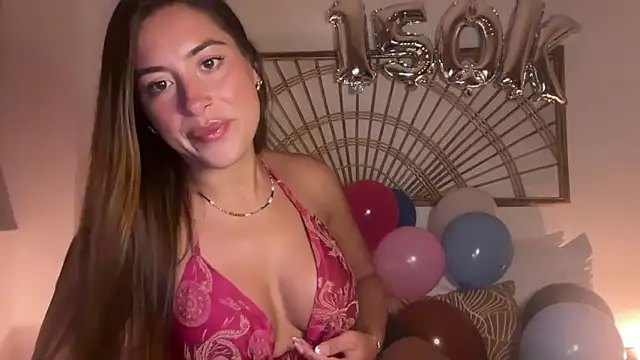 Snapshot of karinaaaxx chatting on April 26, 2026, 11:08 am karinaaaxx online show from April 26, 2026, 11:08 am