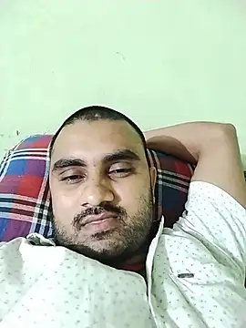loyalboy 0052 online show from August 4, 2026, 7:38 pm
