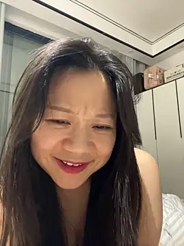 Snapshot of DDoo21 chatting on June 14, 2026, 1:46 pm DDoo21 online show from June 14, 2026, 1:46 pm