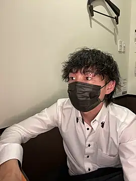 --ha-ru-- online show from February 28, 2026, 11:11 am